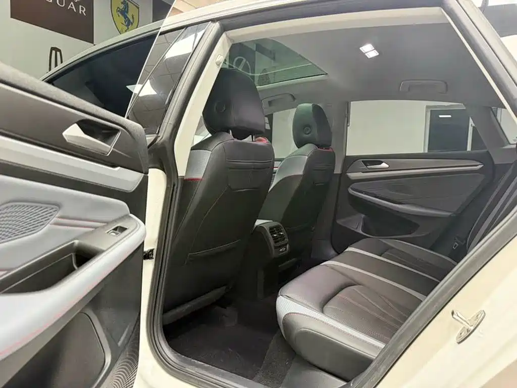 Volkswagen Lamando — миниатюра 8