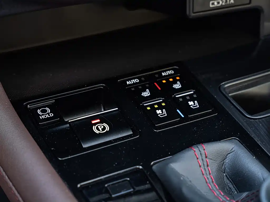 Lexus RX — миниатюра 18