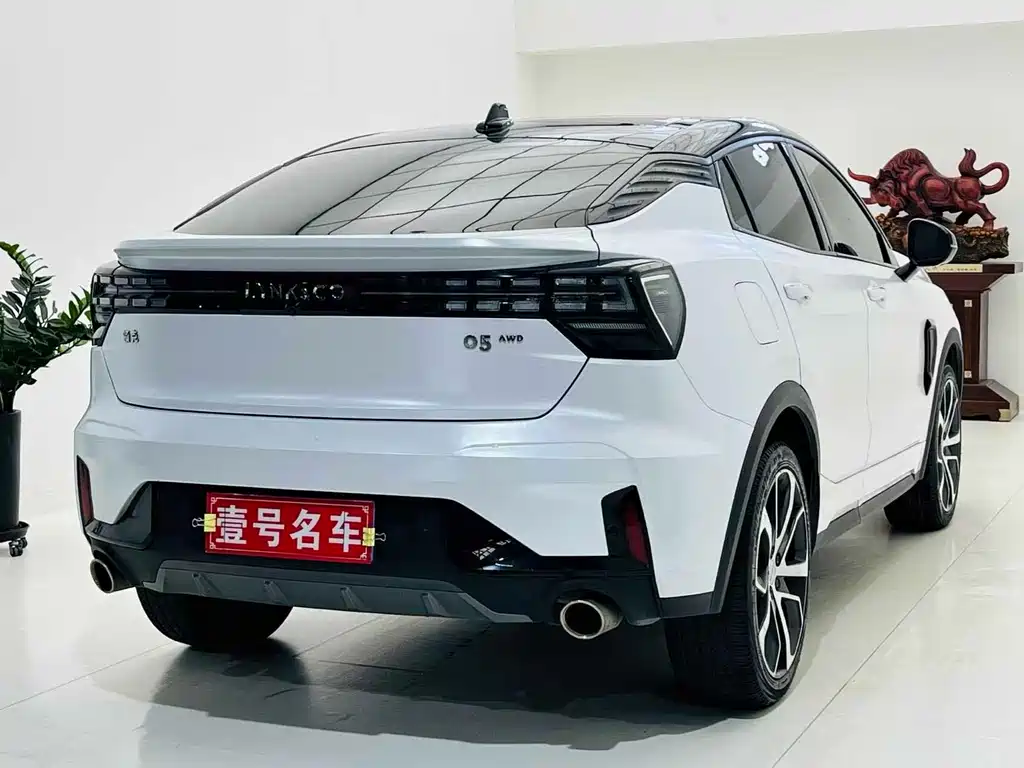 Lynk & Co 05 — миниатюра 4