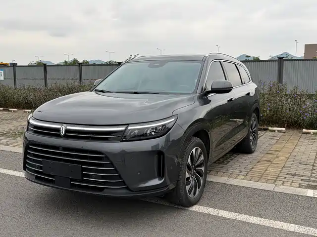 AITO M7