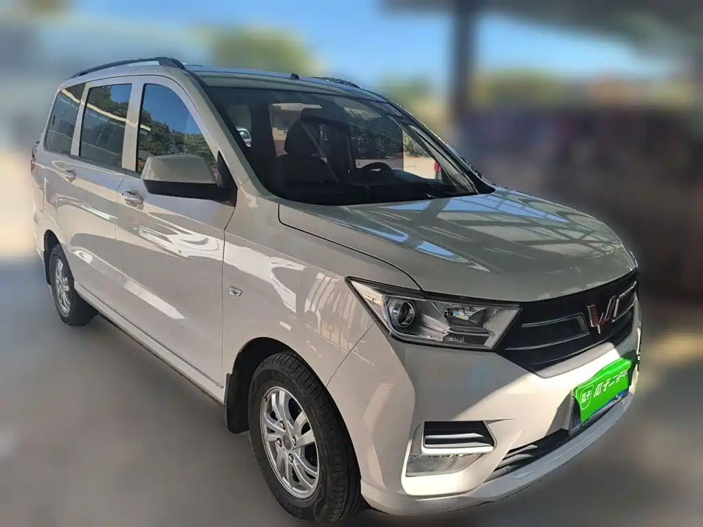 Wuling Hongguang — миниатюра 22
