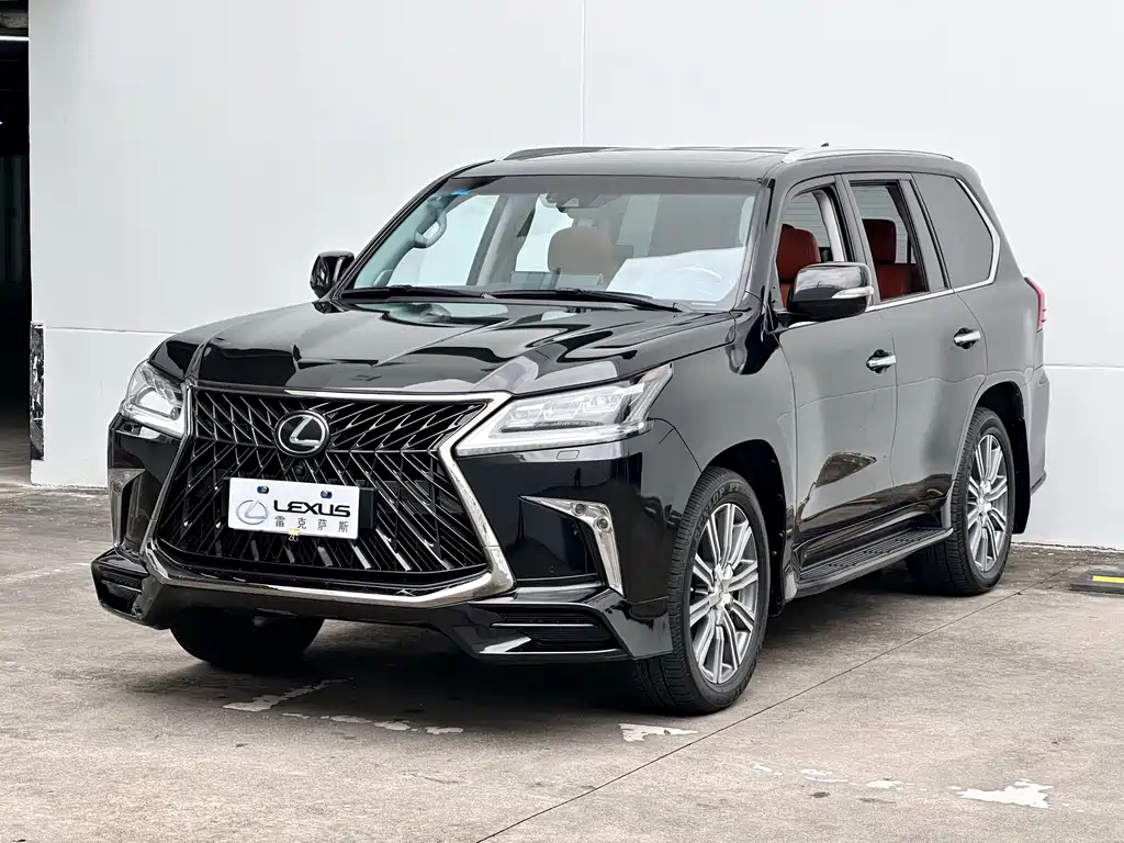 Lexus LX 2017