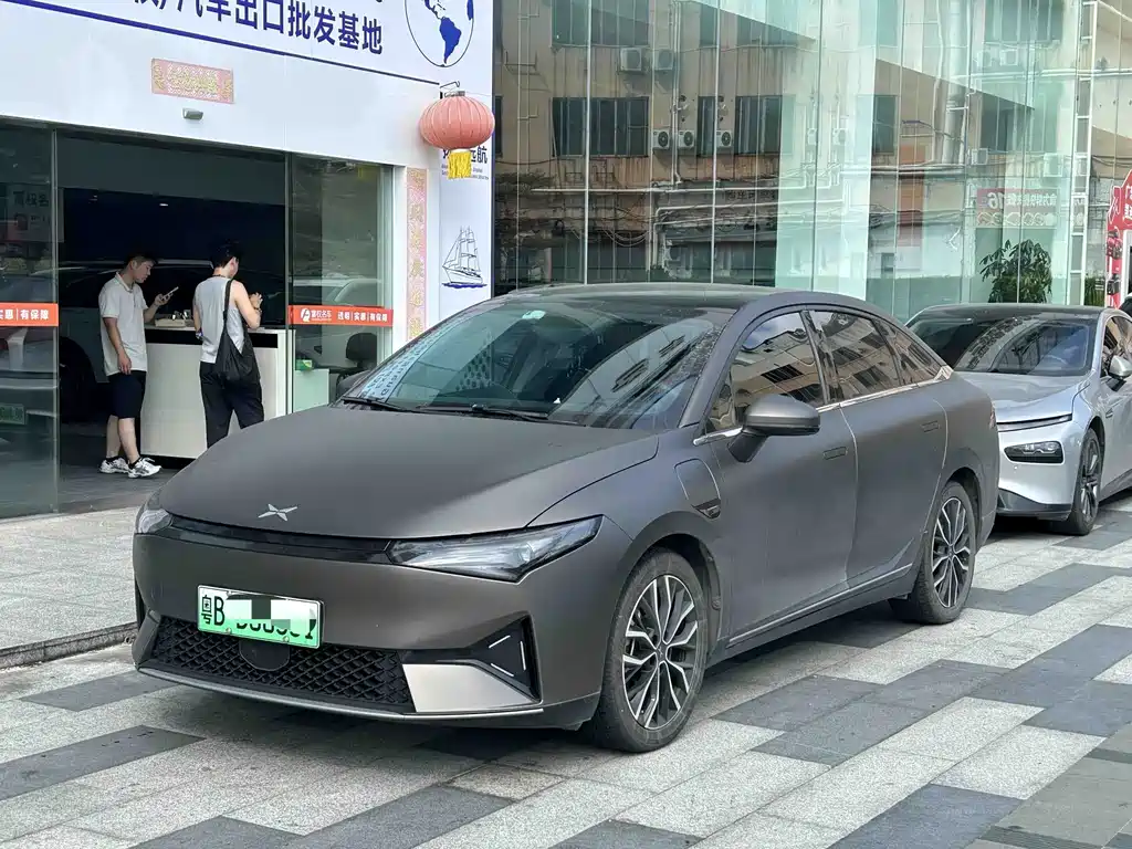 XPeng P5