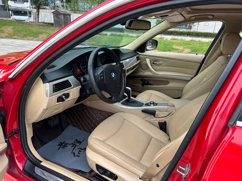 BMW 3 Series — миниатюра 11