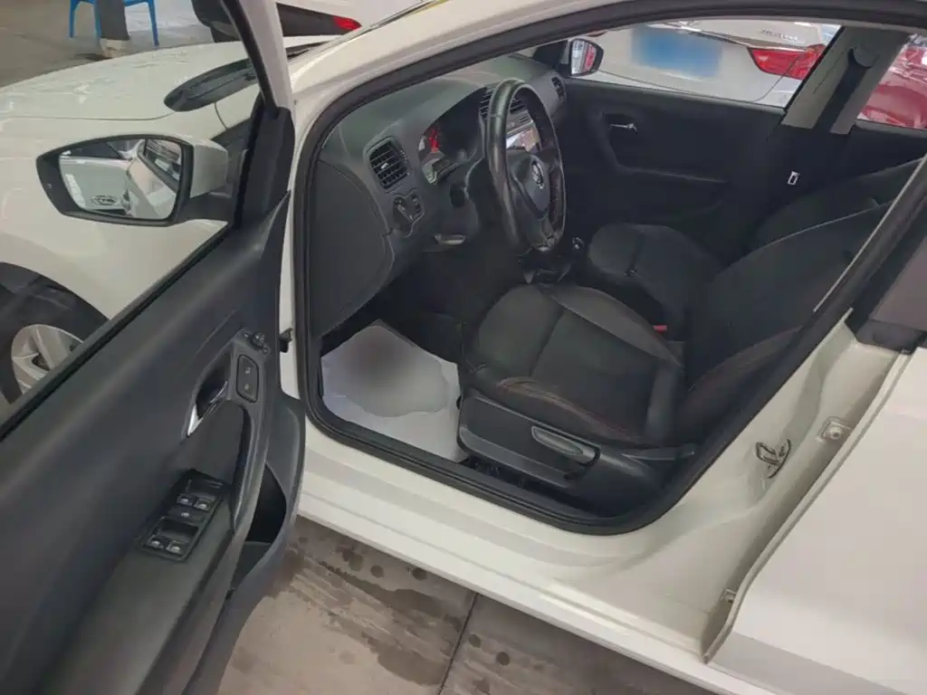 Volkswagen Polo — миниатюра 16