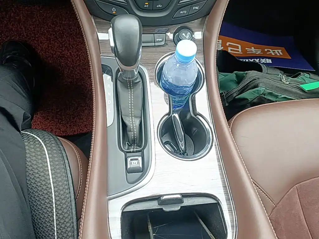 Buick Envision Plus — миниатюра 14