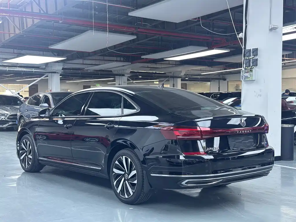 Volkswagen Passat — миниатюра 20