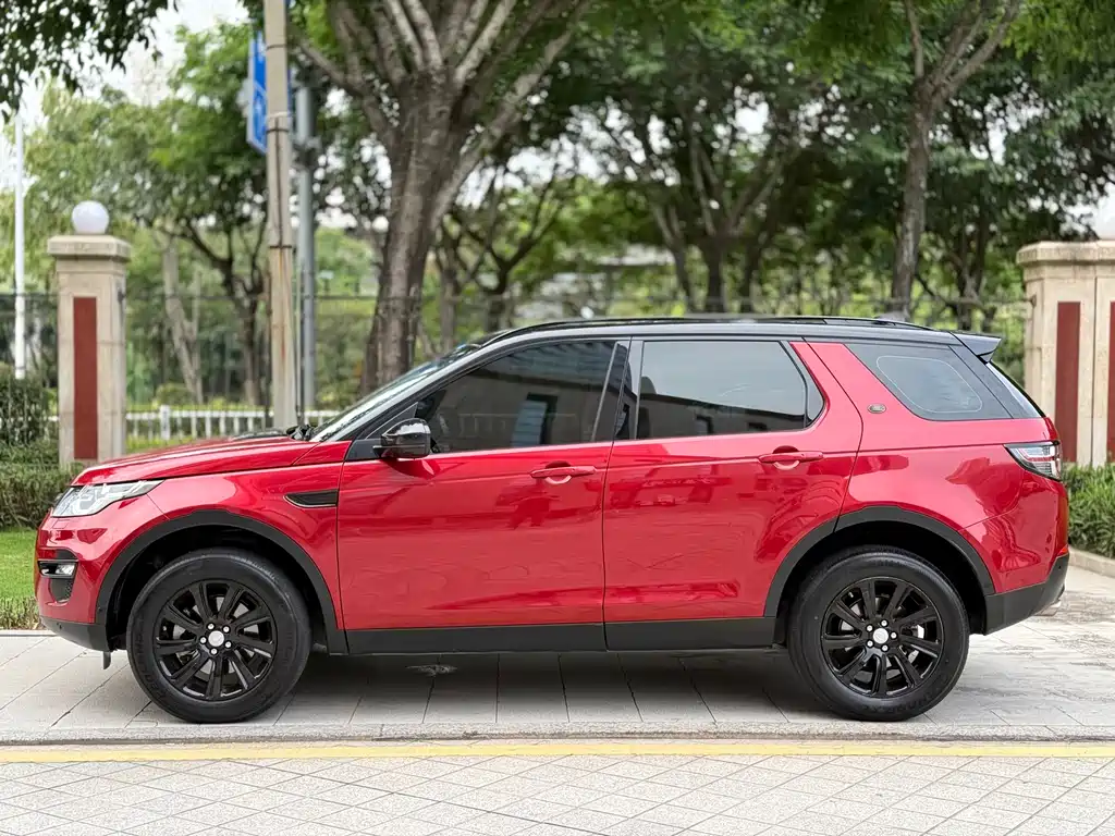 Land Rover Discovery Sport 2018 240PS SE