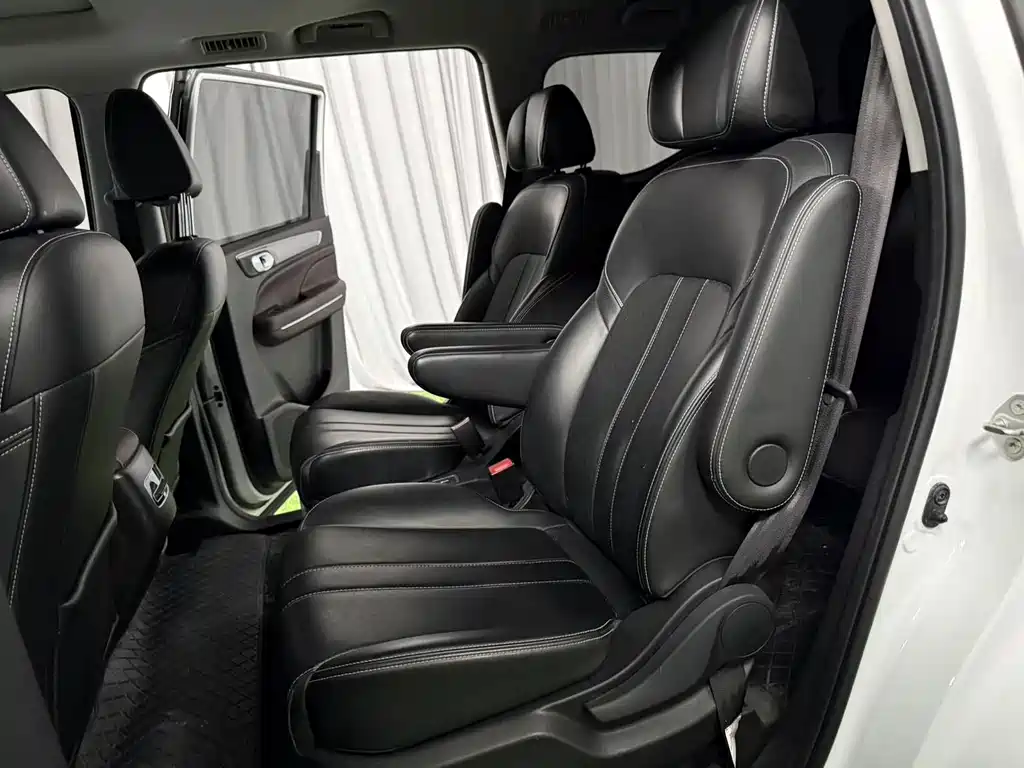 GAC Motor Trumpchi M6 — миниатюра 12