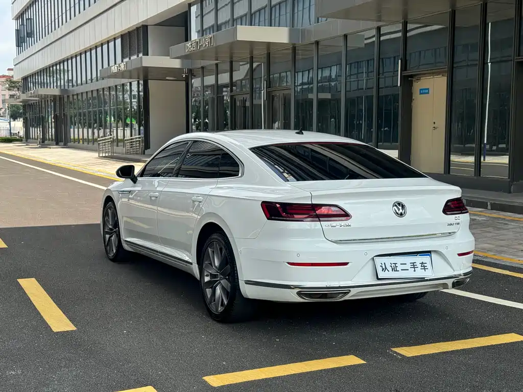 Volkswagen CC — миниатюра 4