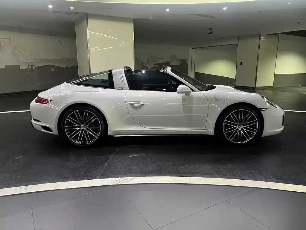 Porsche 911 2016 Targa 4 3.0T