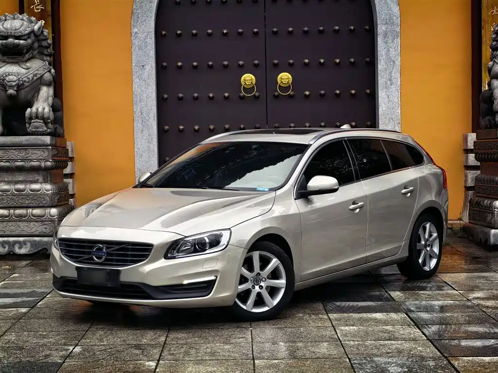 Volvo V60 2017