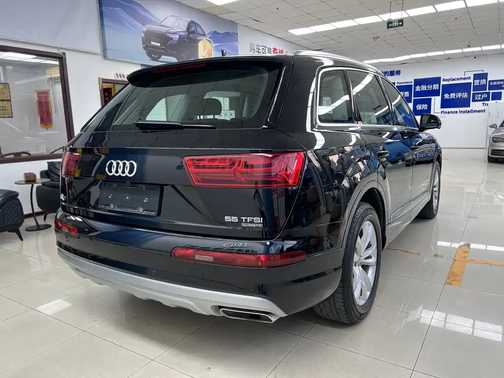 Audi Q7 — миниатюра 5