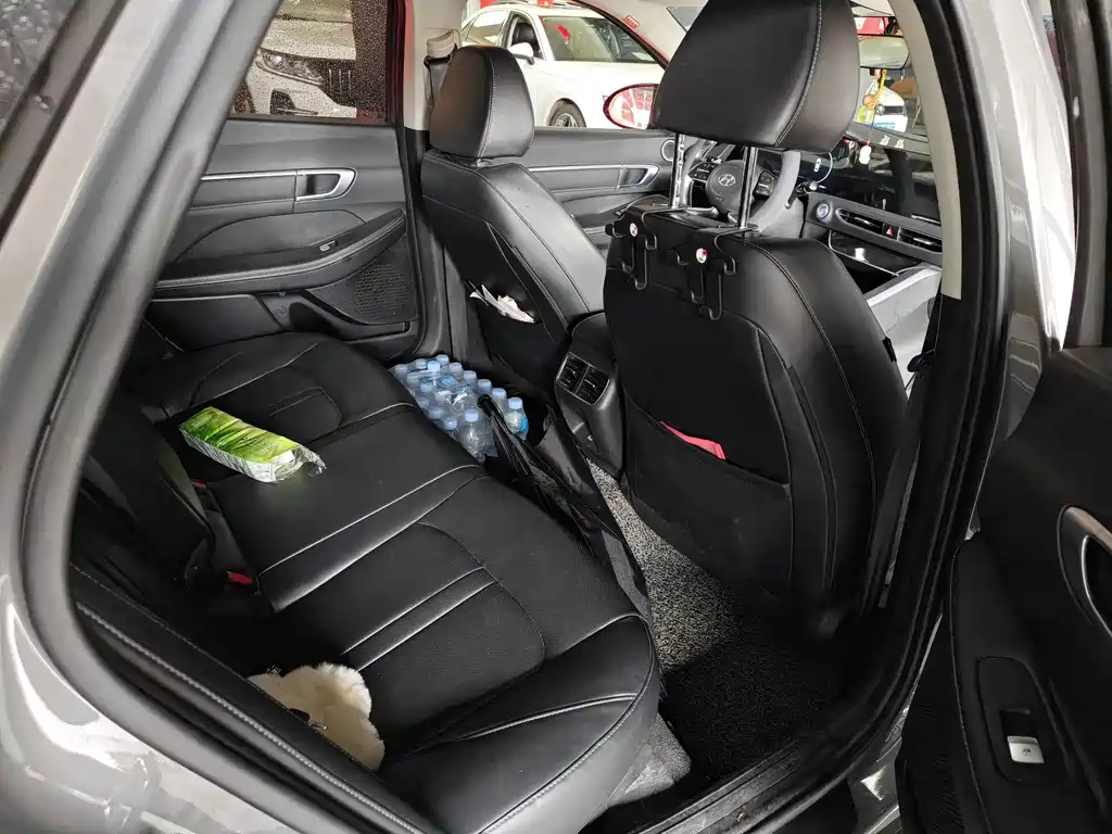 Hyundai Sonata — миниатюра 6