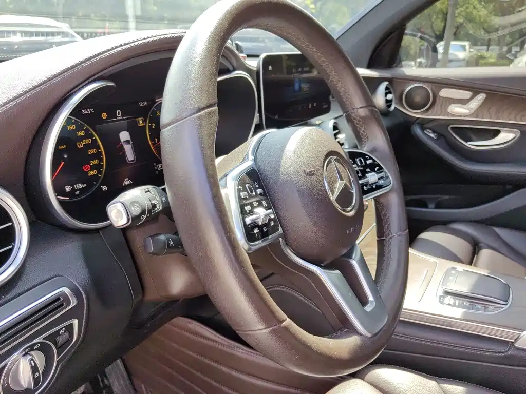 Mercedes-Benz GLC — миниатюра 17