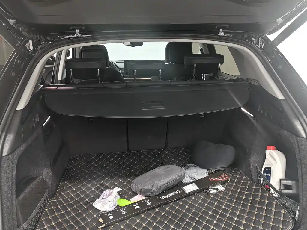 Audi Q5L — миниатюра 14