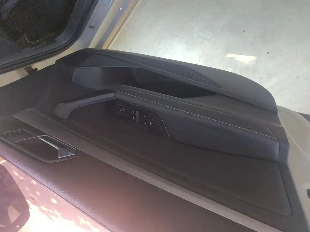 Volkswagen Lavida — миниатюра 21
