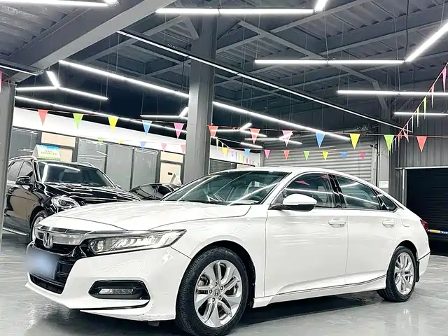 HONDA ACCORD 2018
