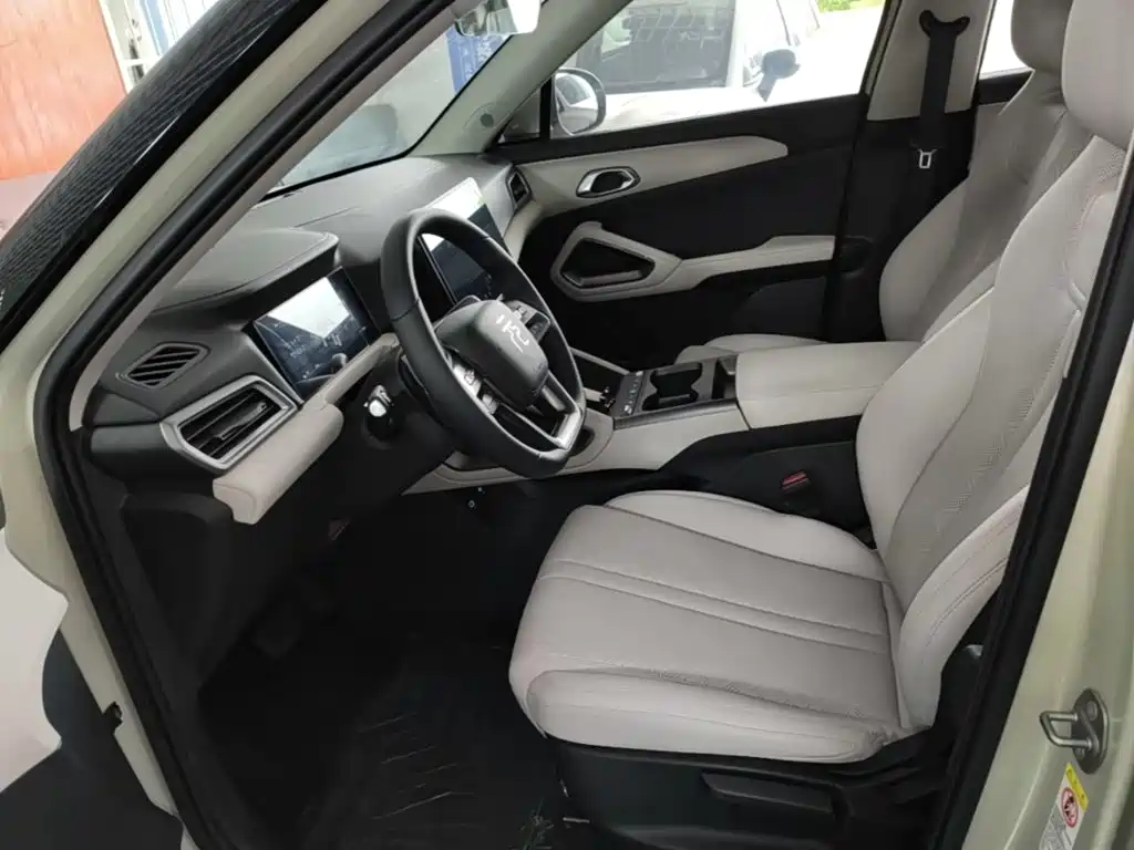 BYD Yuan UP — миниатюра 15