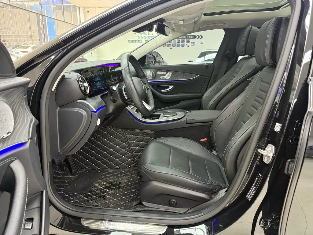 MERCEDES-BENZ E CLASS