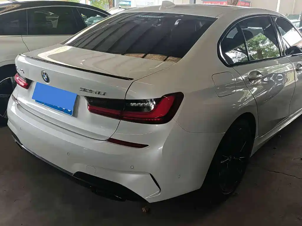 BMW 3 Series — миниатюра 10