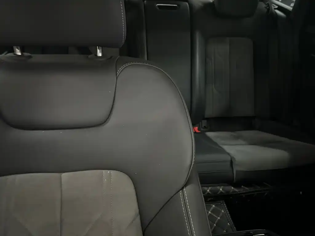 Audi A6L — миниатюра 5