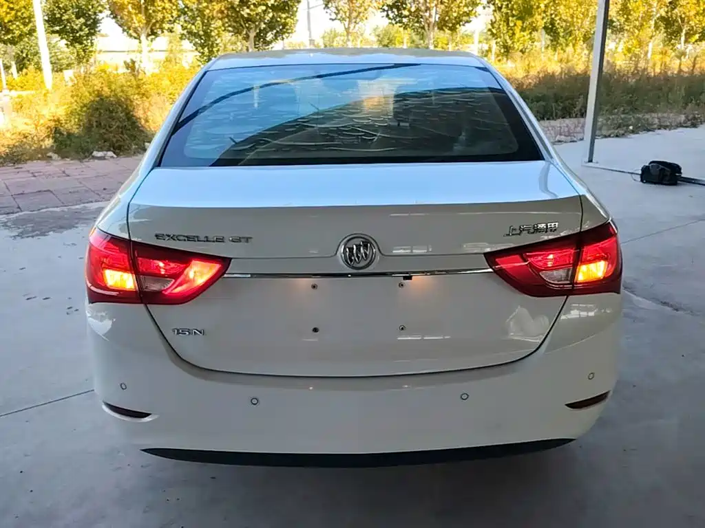 Buick Excelle — миниатюра 6