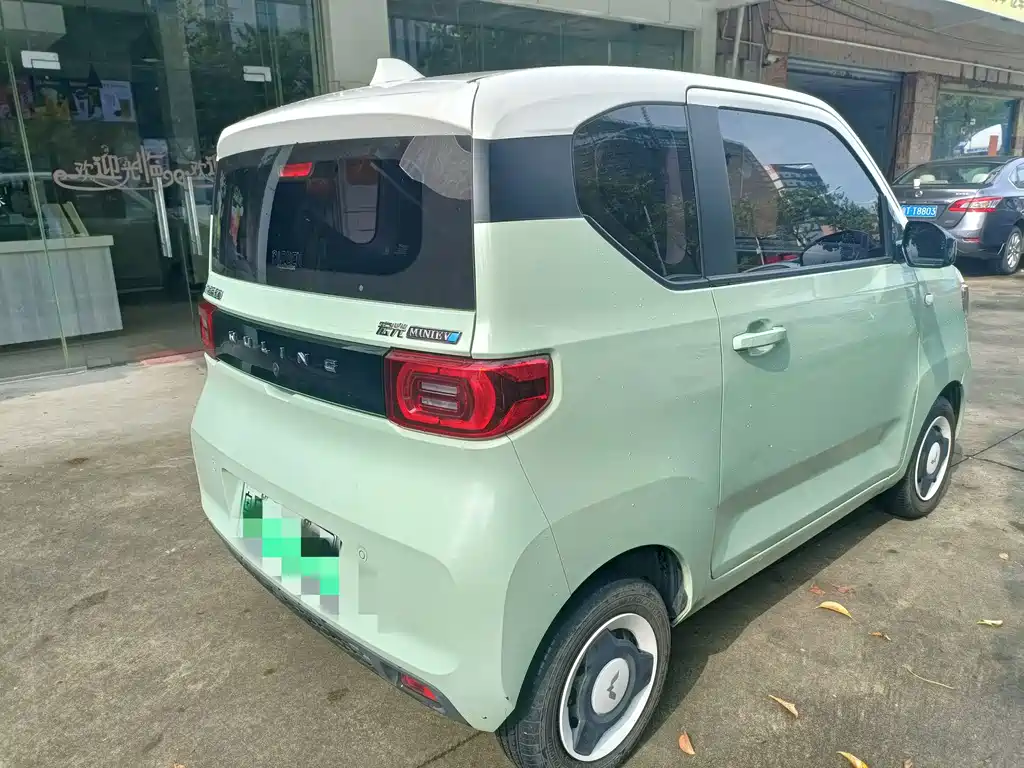 Wuling MINIEV — миниатюра 13
