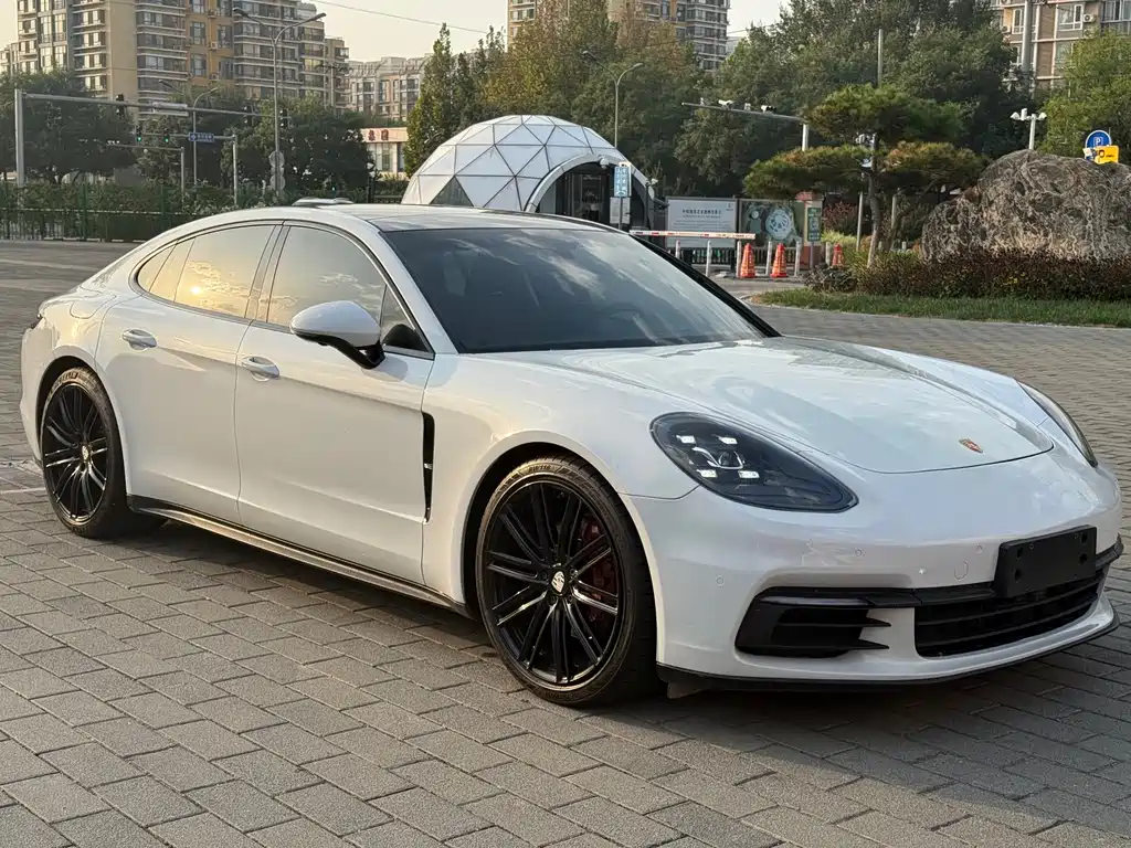Porsche Panamera — миниатюра 3