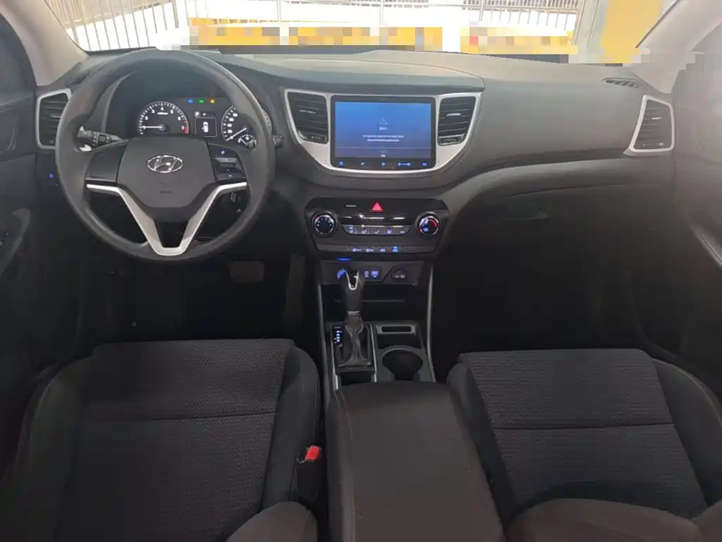 Hyundai Tucson — миниатюра 10