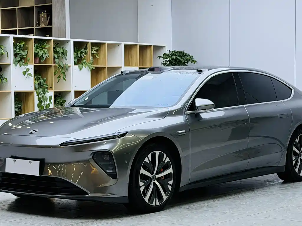 NIO NIO ET7