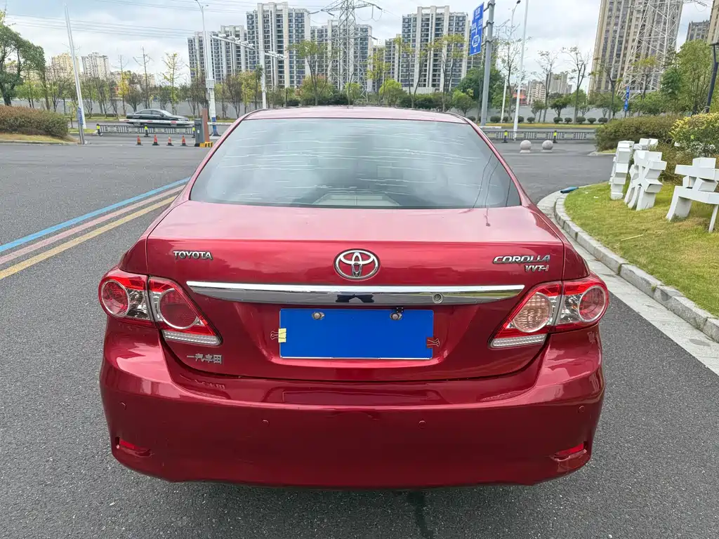 Toyota Corolla — миниатюра 5