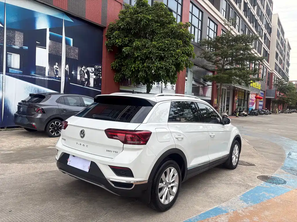 Volkswagen T-Roc — миниатюра 6