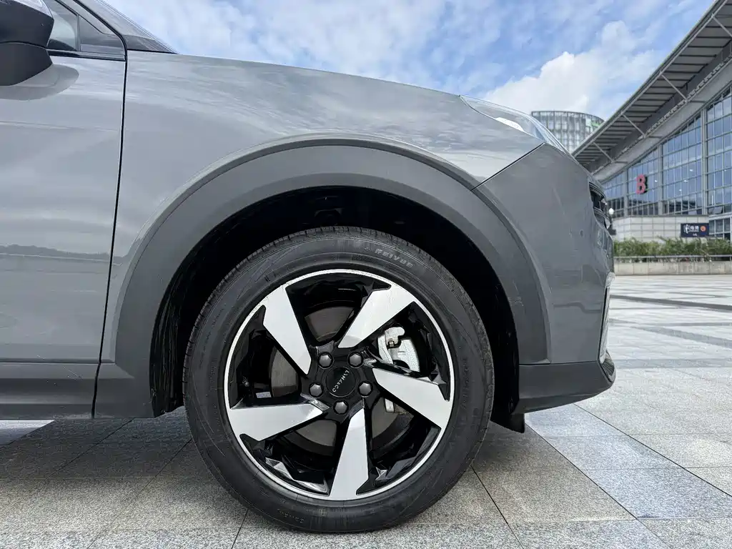Lynk & Co 06 EM-P — миниатюра 16