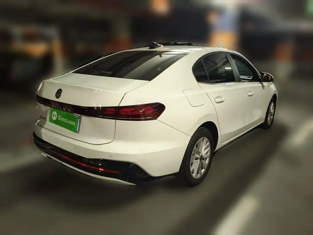 Volkswagen Sagitar — миниатюра 4
