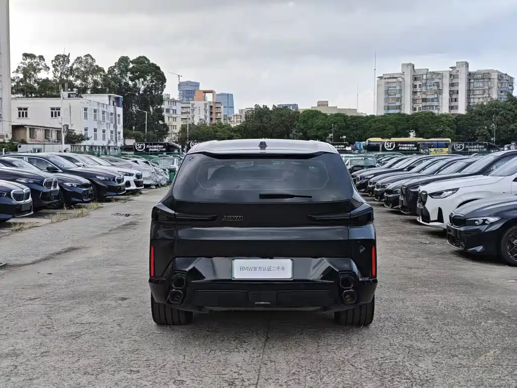 BMW XM — миниатюра 14