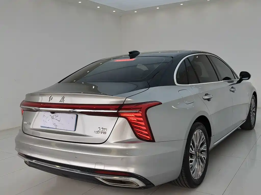 Hongqi Hongqi H5 — миниатюра 17