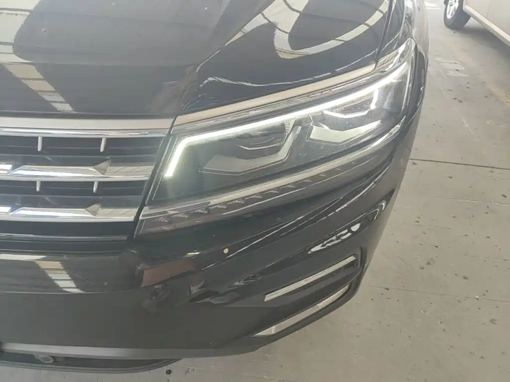 Volkswagen Tiguan L — миниатюра 24