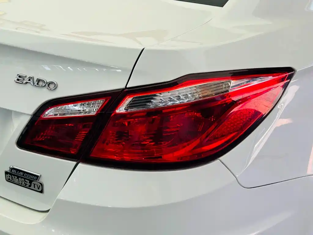 Changan Eado — миниатюра 12