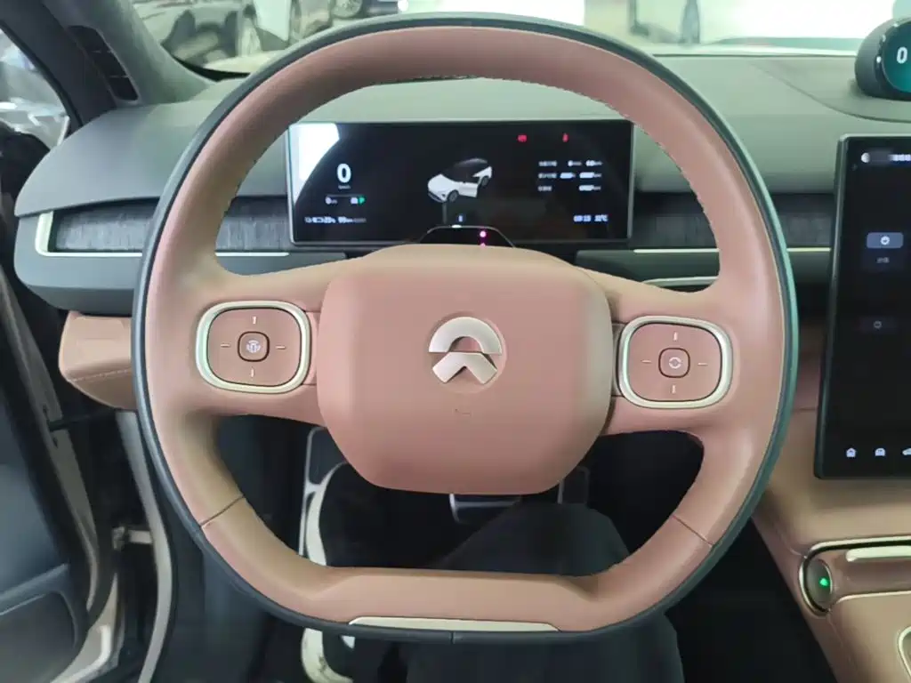 NIO ES8 — миниатюра 11