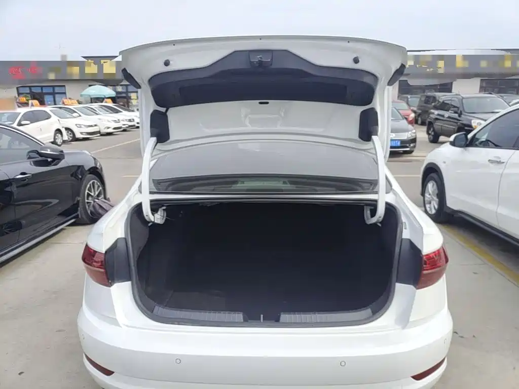 Volkswagen Sagitar — миниатюра 19