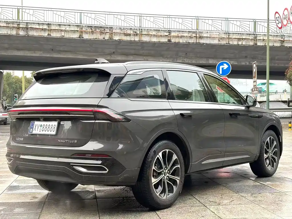 Lincoln Nautilus 2.0T 4WD Premium Comfort Edition, фото 5