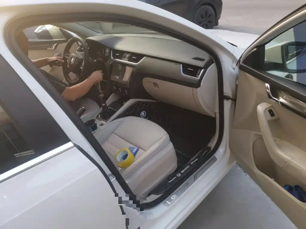 Skoda Octavia — миниатюра 21
