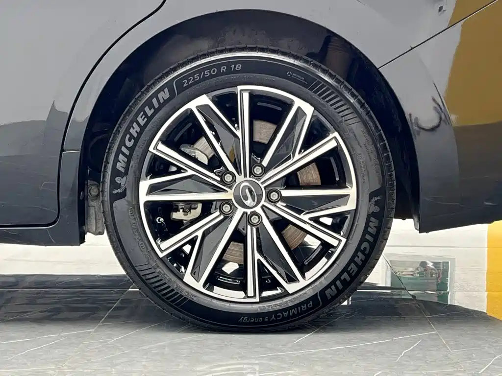 GAC Motor Trumpchi E8 PHEV — миниатюра 24