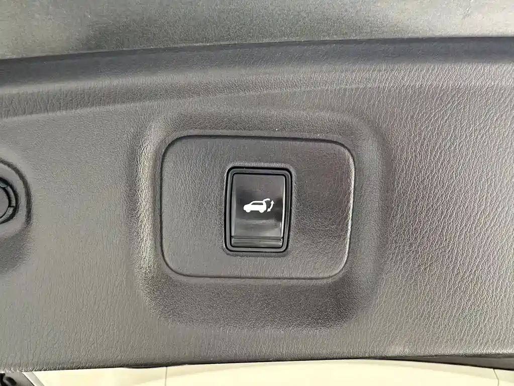 Infiniti JX — миниатюра 14
