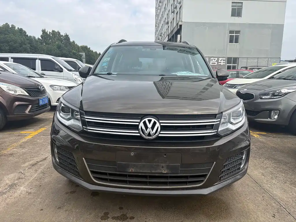 Volkswagen Tiguan — миниатюра 2