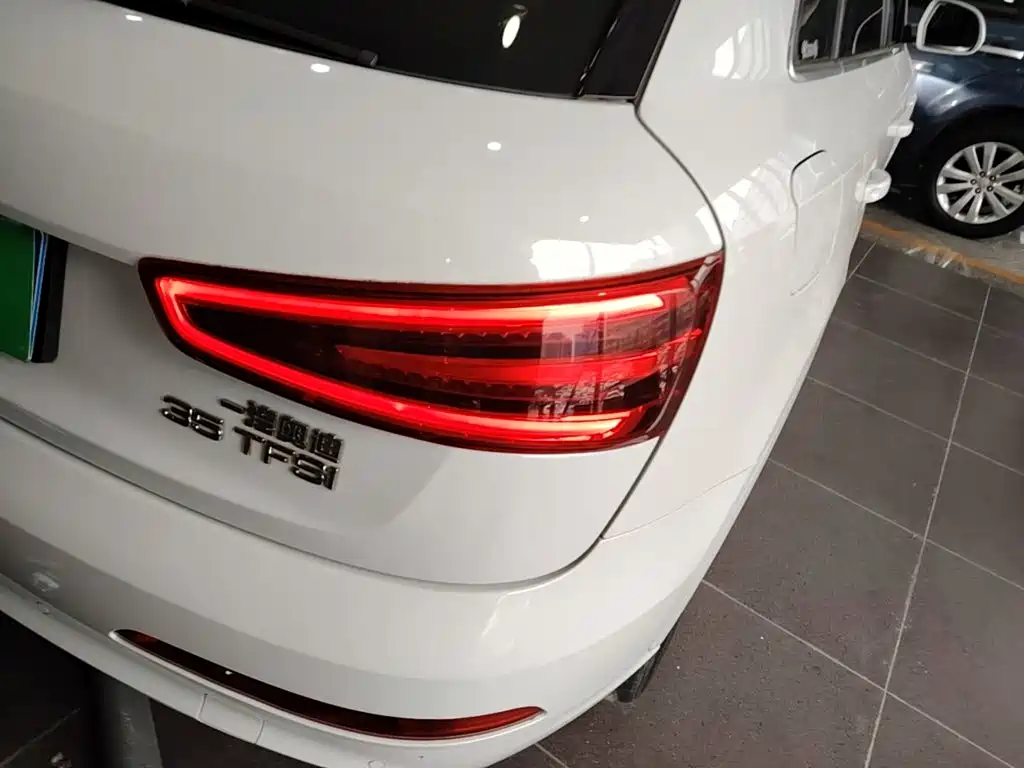 Audi Q3 — миниатюра 8