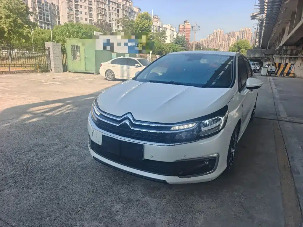 Citroen C4L — миниатюра 2