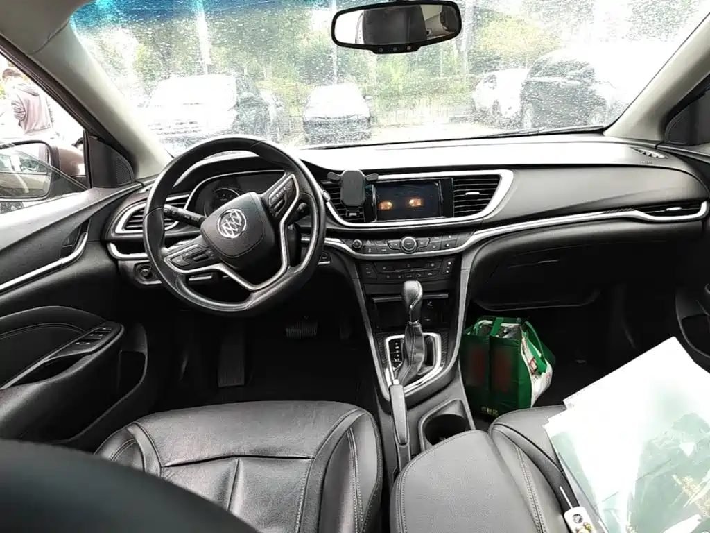 Buick Excelle — миниатюра 14