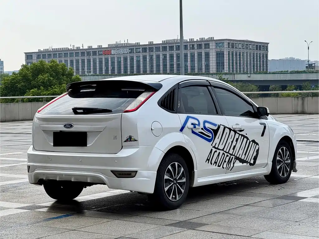 Ford Focus — миниатюра 5